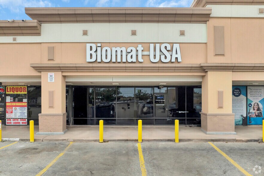 More Photos Of 8705 W Bellfort Ave, Houston Storefront For Lease