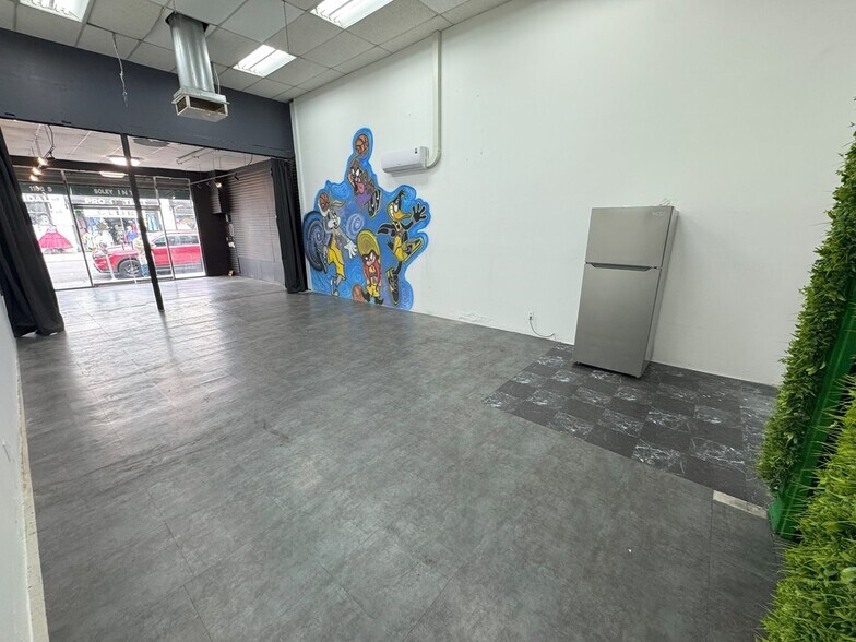 More Photos Of 1100-1106 S Los Angeles St, Los Angeles General Retail For Sale