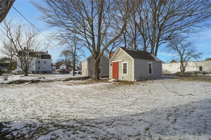 More Photos Of 2967 East Main Road Rd, Portsmouth Land For Sale