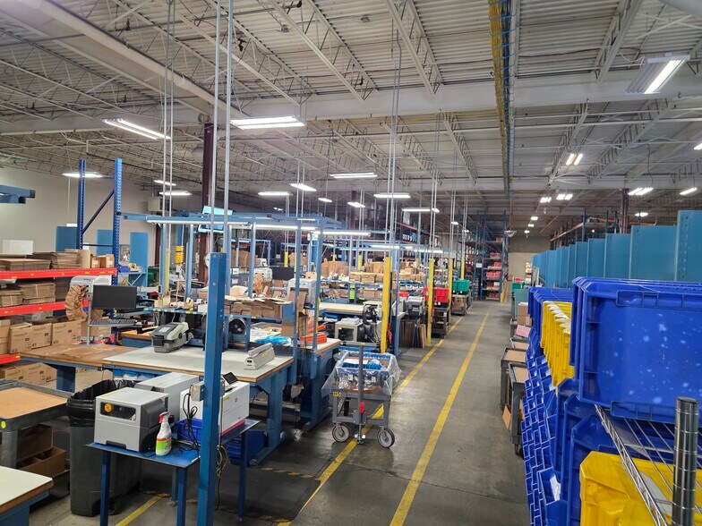 More Photos Of 300 Airport Rd, Ames Warehouse For Lease