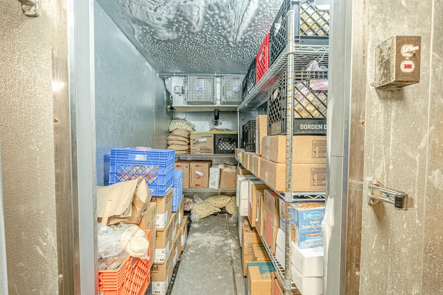 More Photos Of 127 W Main St, Belleville Restaurant For Sale