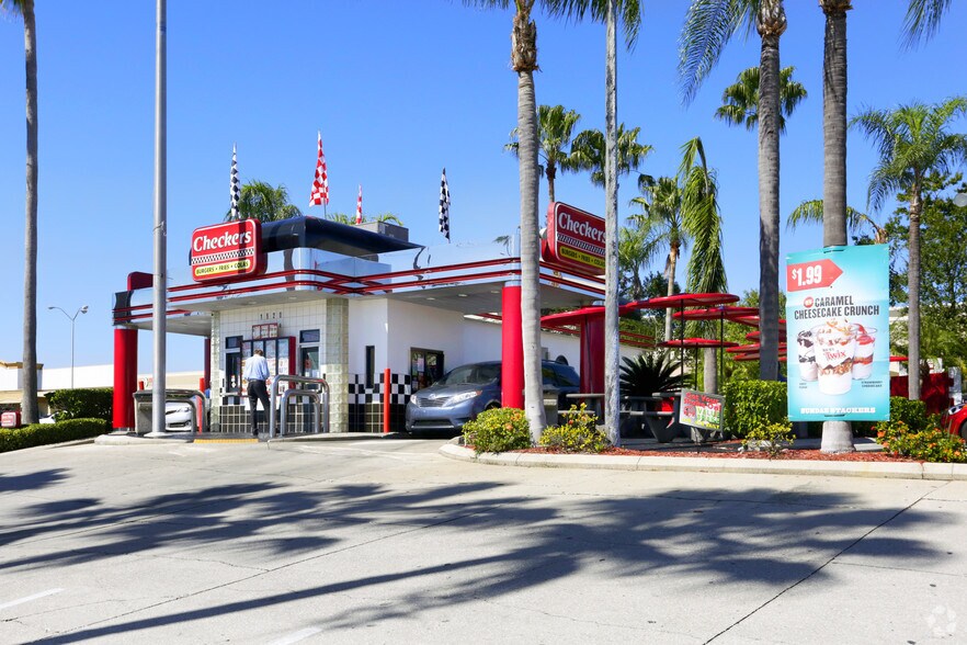 More Photos Of 1500-1600 W Brandon Blvd, Brandon Unknown For Lease