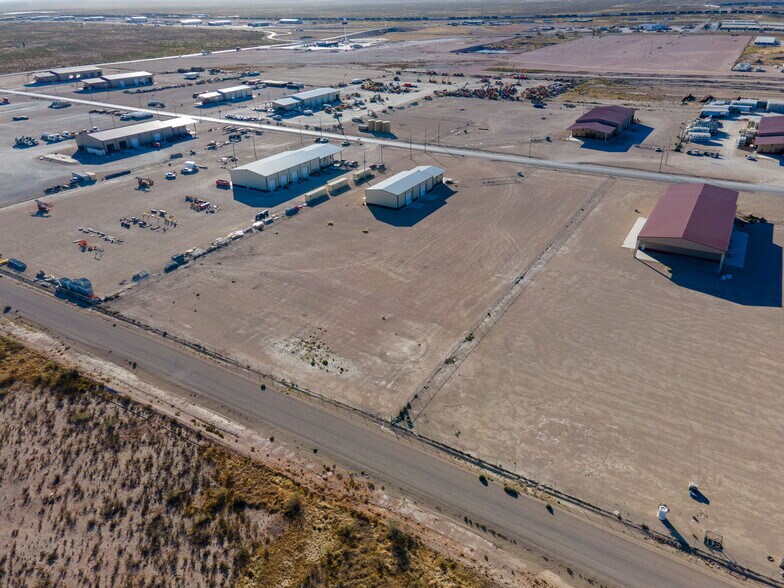 More Photos Of 16680 W Basin St, Odessa Warehouse For Sale