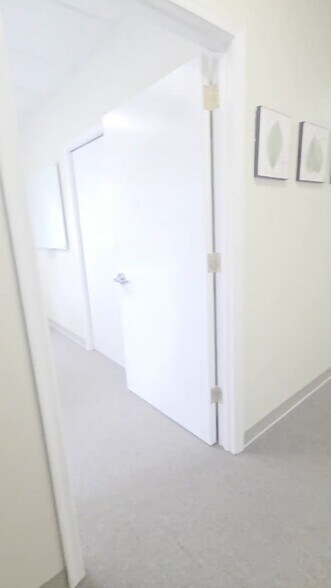 Primary Photo Of 168 Franklin Corner Rd, Lawrenceville Office For Sale