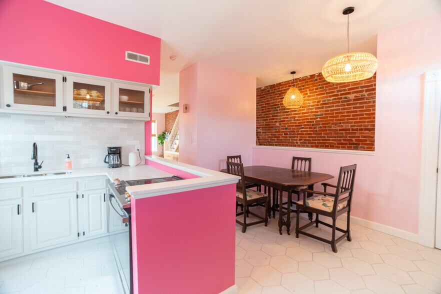 More Photos Of 1701-1709 S 9th St, Saint Louis Apartments For Sale