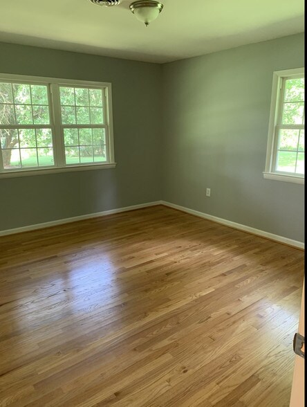 More Photos Of 9215 Baltimore National Pike, Middletown Specialty For Sale