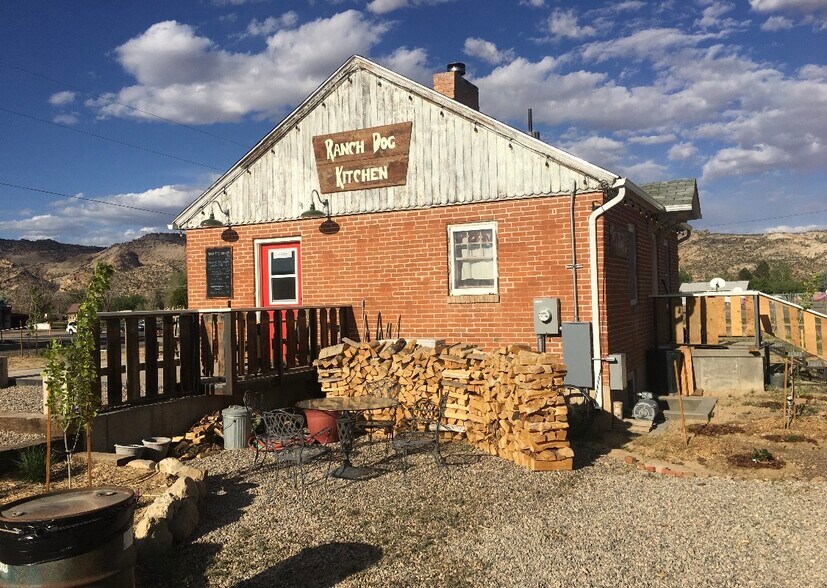 More Photos Of 280 E Main St, Escalante Freestanding For Sale