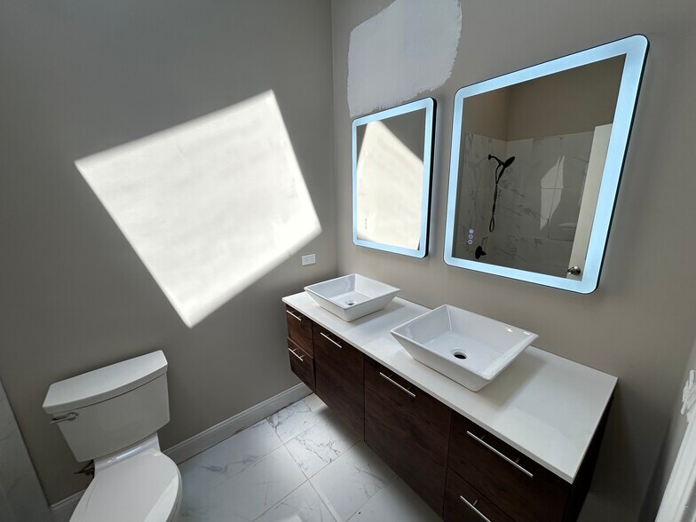 More Photos Of 5331 S Calumet Ave, Chicago Apartments For Sale