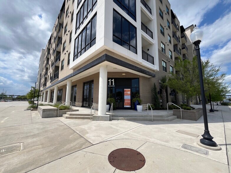 More Photos Of 901 Nutt St, Wilmington Multifamily For Sale