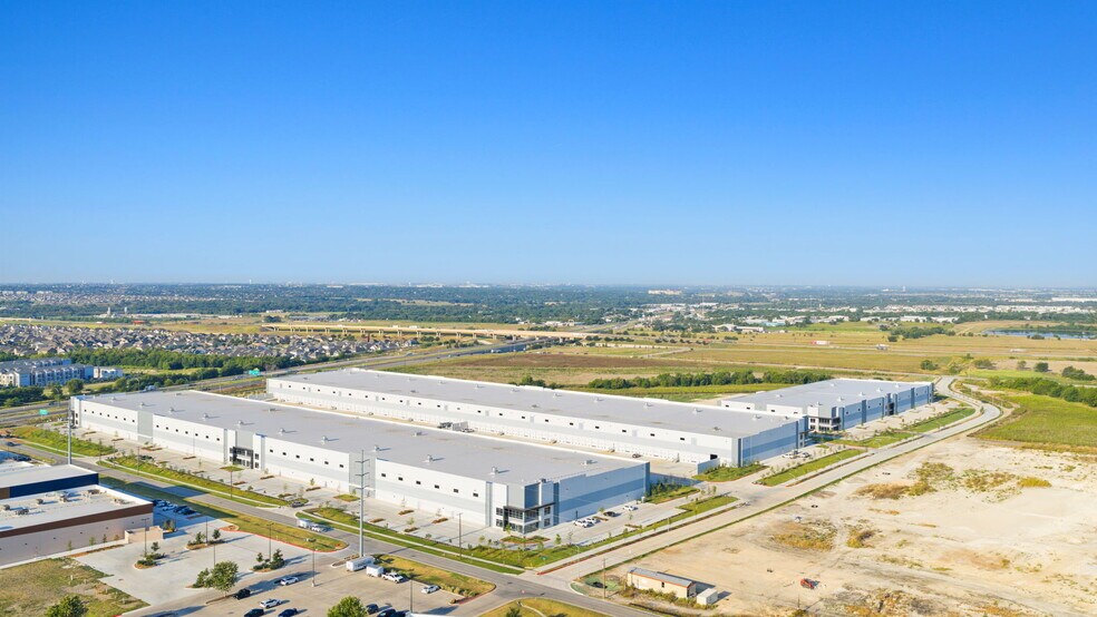 More Photos Of Hwy 130 @ Hwy 79, Hutto Distribution For Sale