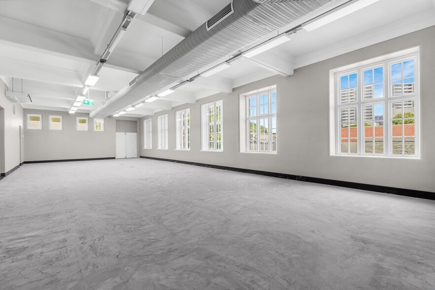 More Photos Of 593 Hunter St, Newcastle West Office For Lease