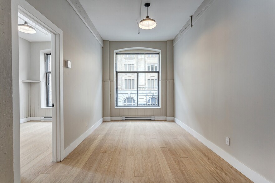 More Photos Of 110-112 Rue McGill, Montréal Apartments For Sale