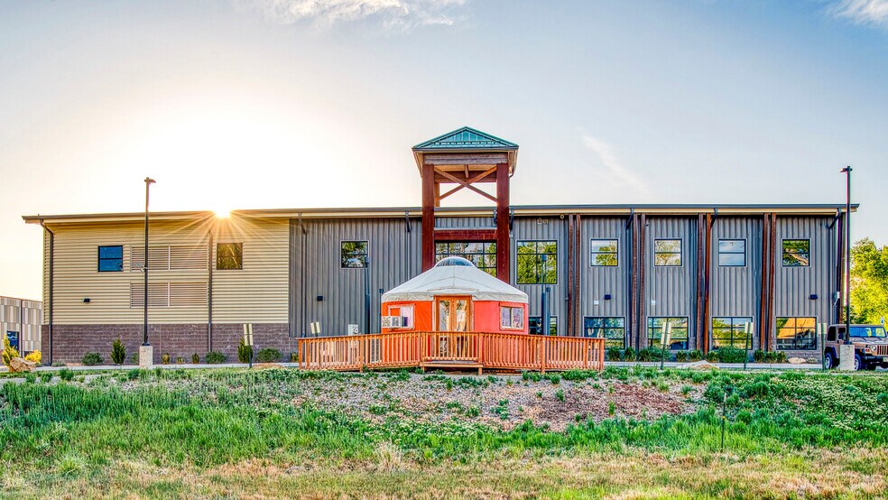 More Photos Of 1227 Mayfly Dr, Montrose Manufacturing For Sale