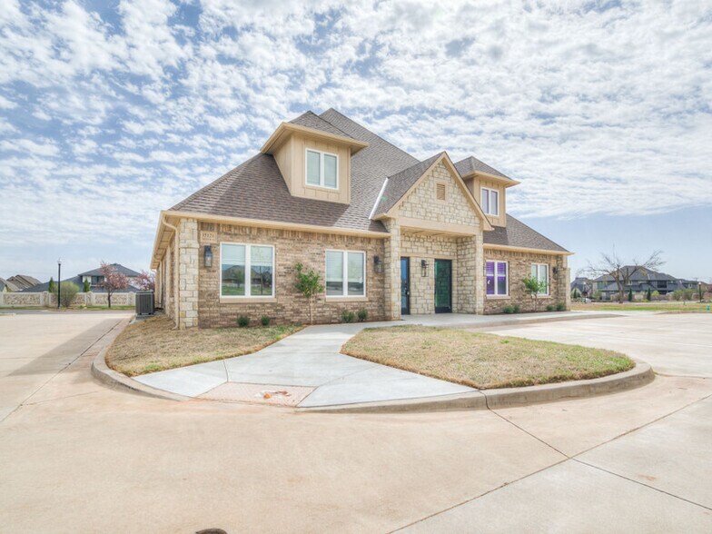 More Photos Of 15121 Traditions, Edmond Office For Lease