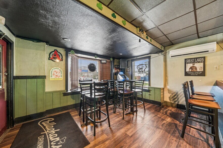 More Photos Of 534 S Main St, Greensburg Bar For Sale