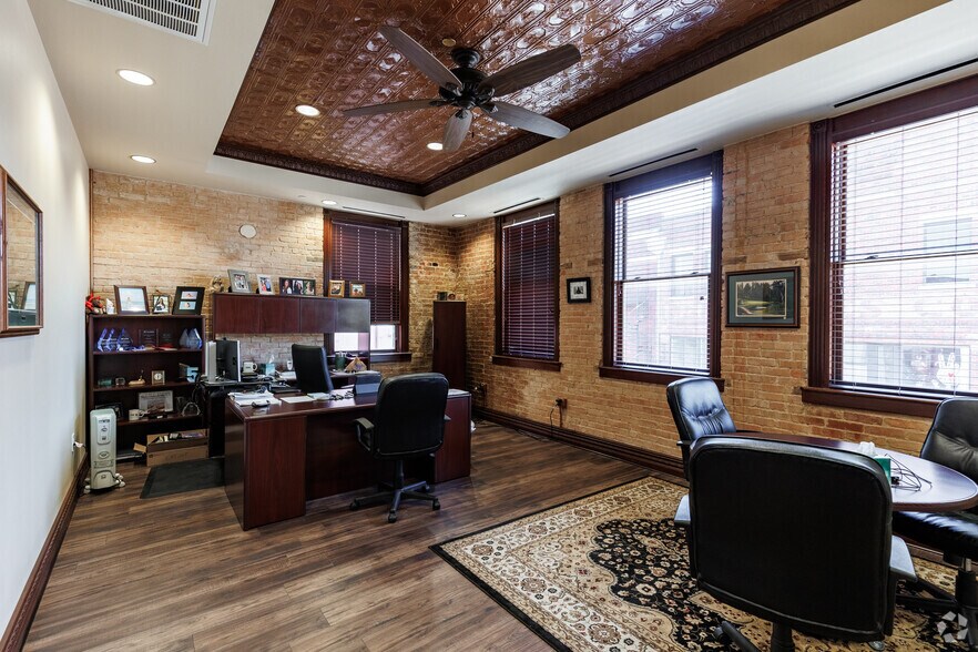 More Photos Of 210 N Tennessee St, McKinney Loft Creative Space For Lease