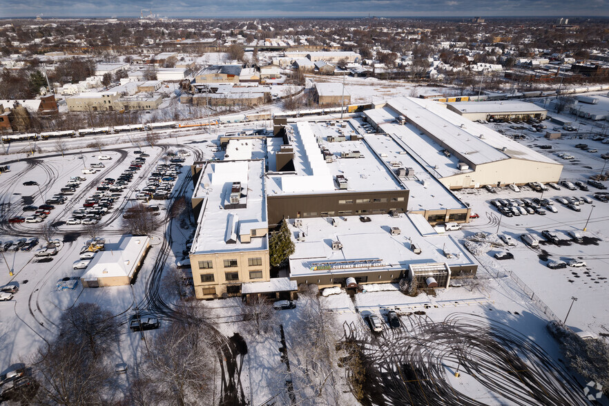 Primary Photo Of 400 West Ave, Rochester Office For Lease