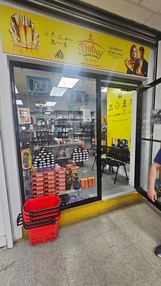 More Photos Of 7308 Castor Ave, Philadelphia Office For Sale