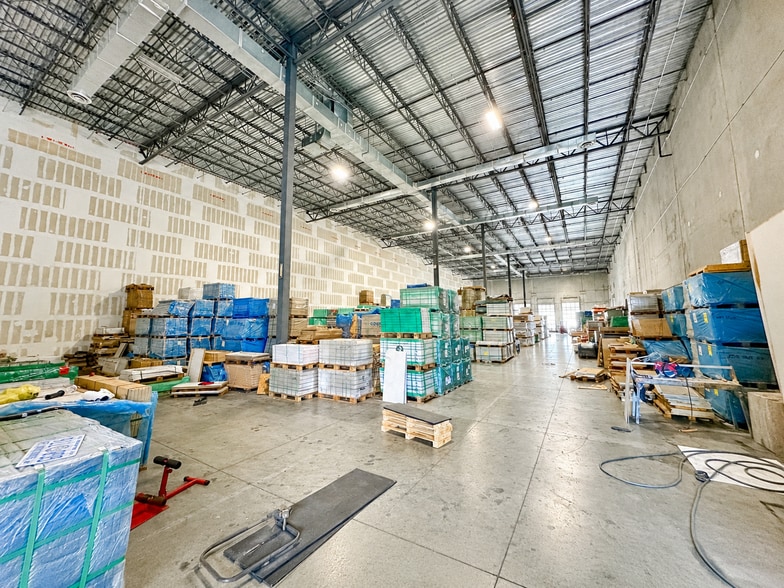 More Photos Of 1200 SW 35th Ave, Boynton Beach Warehouse For Lease