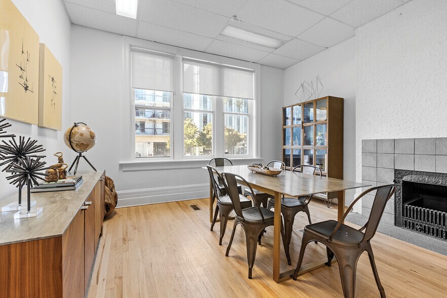 More Photos Of 226 Argyle Ave, Ottawa Office For Sale