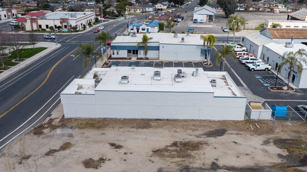 More Photos Of 415-419 E Cross Ave, Tulare Office For Lease
