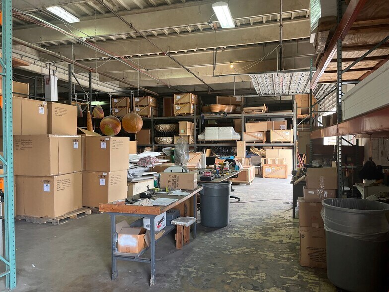 More Photos Of 155-171 SE 10th Ave, Hialeah Warehouse For Lease