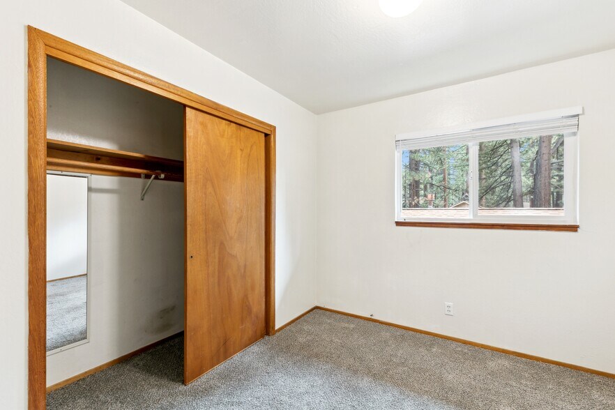 More Photos Of 1222 Sierra Blvd, South Lake Tahoe Apartments For Sale