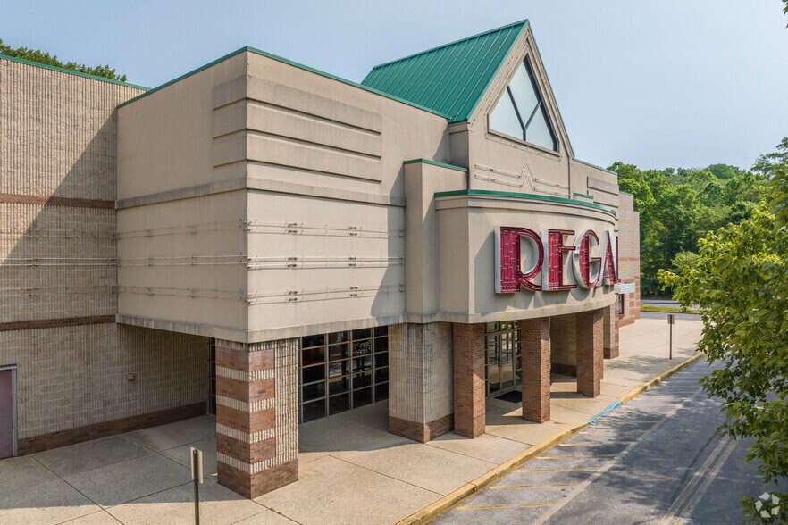 More Photos Of 4855 West Chester Pike, Newtown Square Unknown For Lease