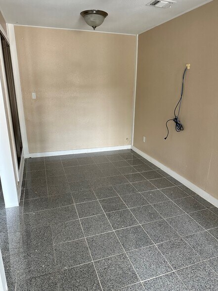 More Photos Of 3639 Glenn Lakes Ln, Missouri City Office For Lease