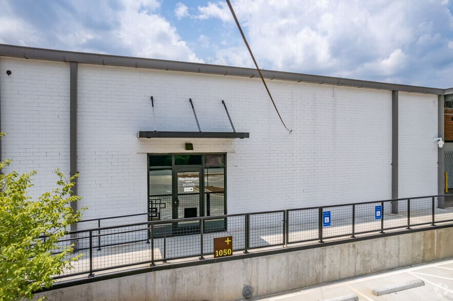 More Photos Of 929-933 White St, Atlanta Unknown For Lease