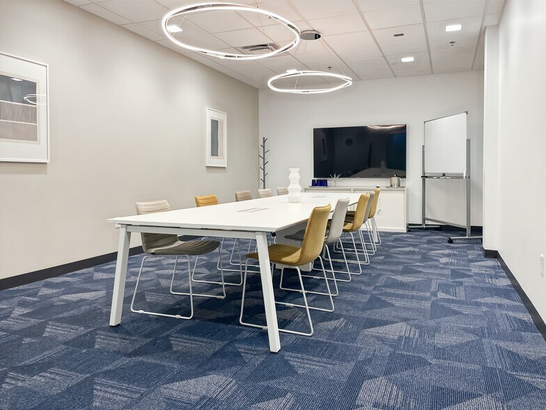 More Photos Of 1020 E Lincolnway, La Porte Coworking Space