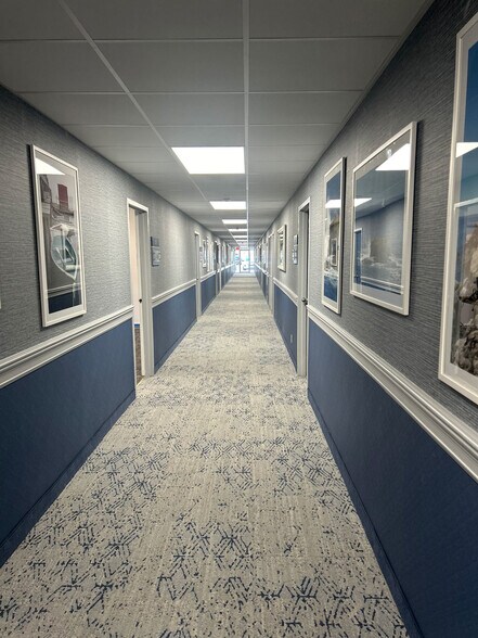 More Photos Of 925-935 White Plains Rd, Trumbull Office For Lease