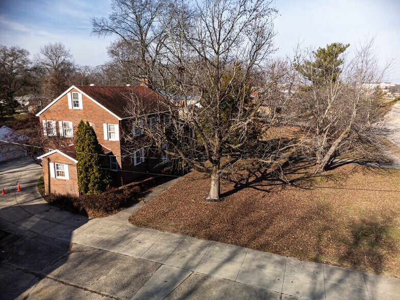 More Photos Of 805-809 N Keller Dr, Effingham Land For Sale