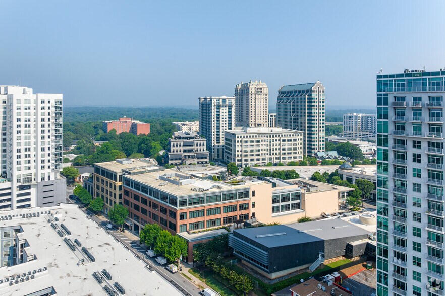 More Photos Of 3035 Peachtree Rd, Atlanta Office For Lease