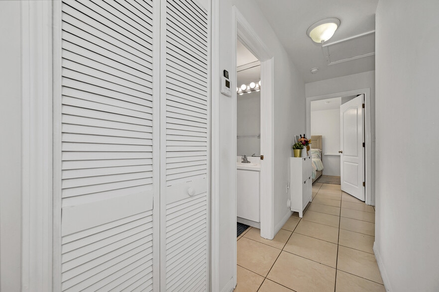 More Photos Of 2275 SW 61st Ave, Miami Apartments For Sale