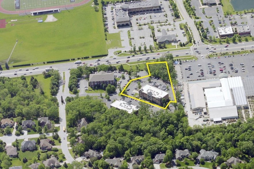 More Photos Of 20624 Abbey Woods Ct, Frankfort Office For Lease