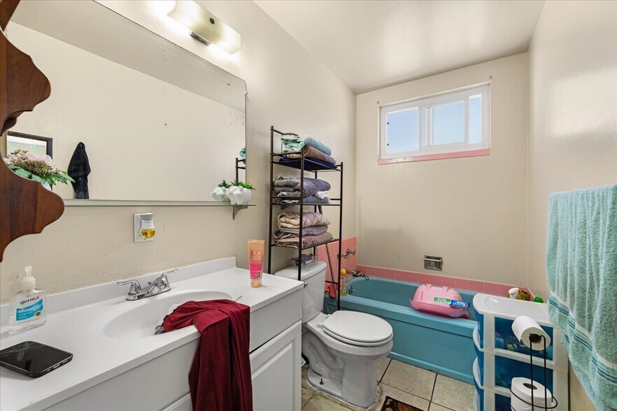 More Photos Of 236 Haas Ave, San Leandro Apartments For Sale