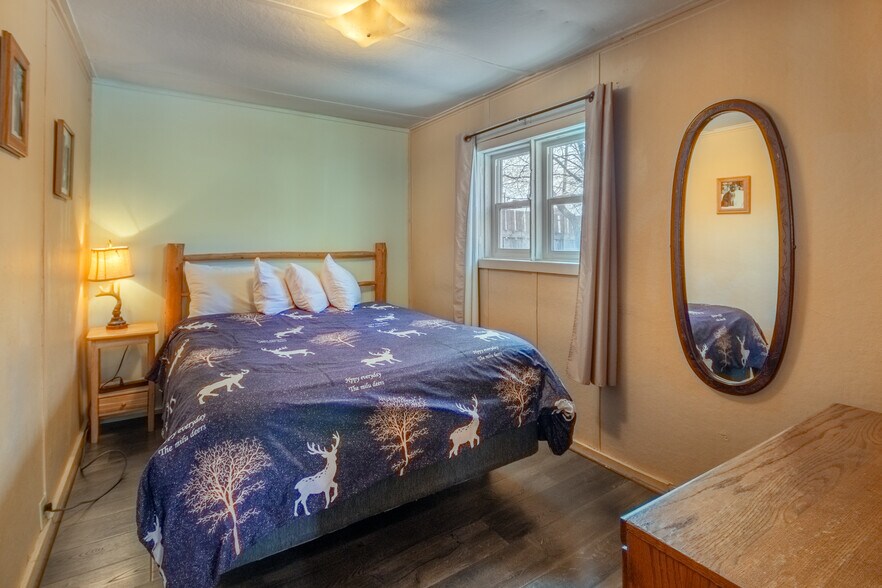 More Photos Of 416 Grand Ave, Grand Lake Hotel For Sale