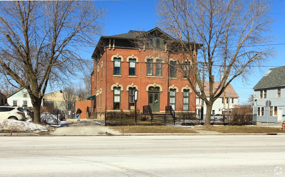 More Photos Of 3043 E Superior Ave E, Cleveland Office For Sale