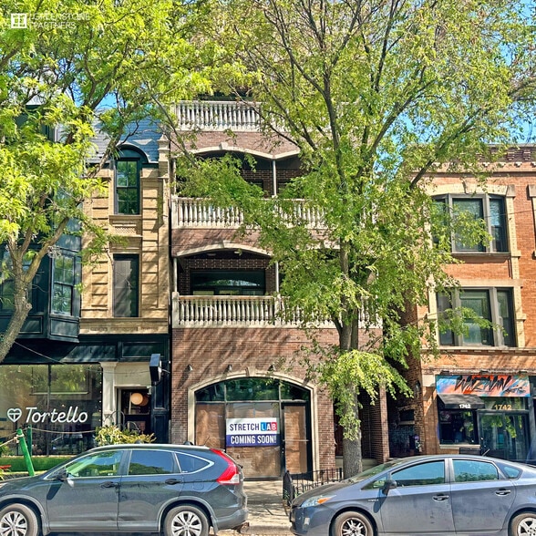 Primary Photo Of 1744 W Division St, Chicago Apartments For Sale