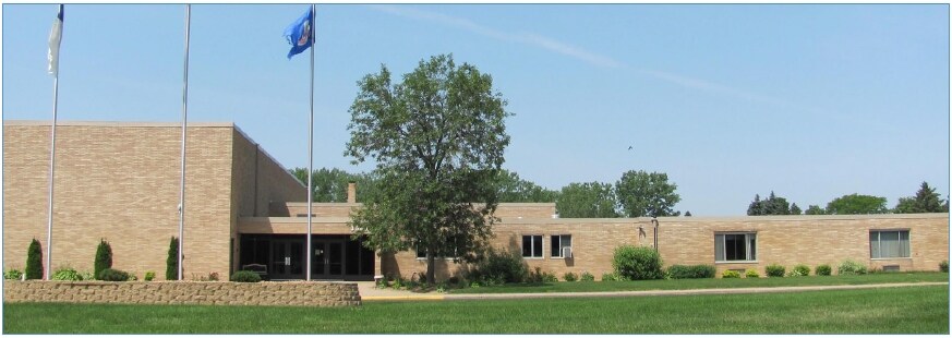 More Photos Of 3500 Williston Rd, Minnetonka Schools For Lease