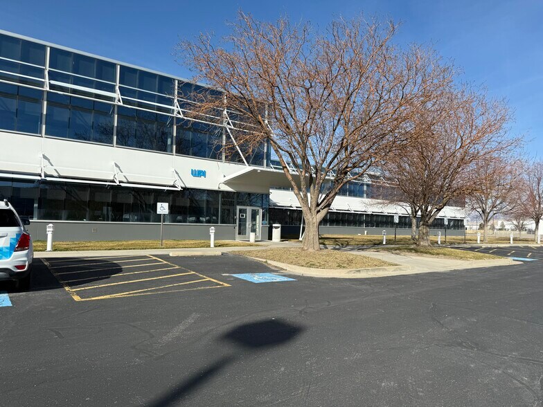 More Photos Of 5742 Harold Gatty Dr, Salt Lake City Manufacturing For Lease