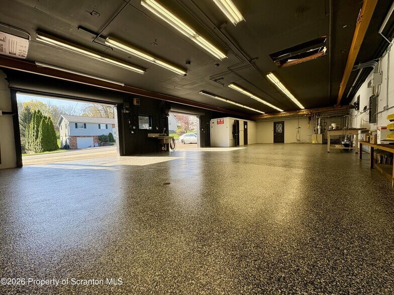 Primary Photo Of 9 Ester St, Throop Light Distribution For Lease