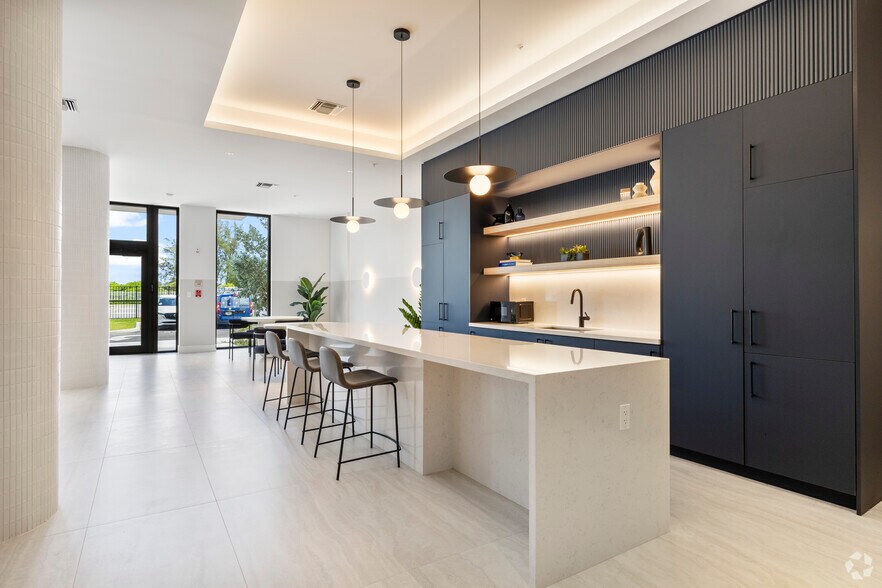 More Photos Of 2751 NW 84th St, Miami Apartments For Lease