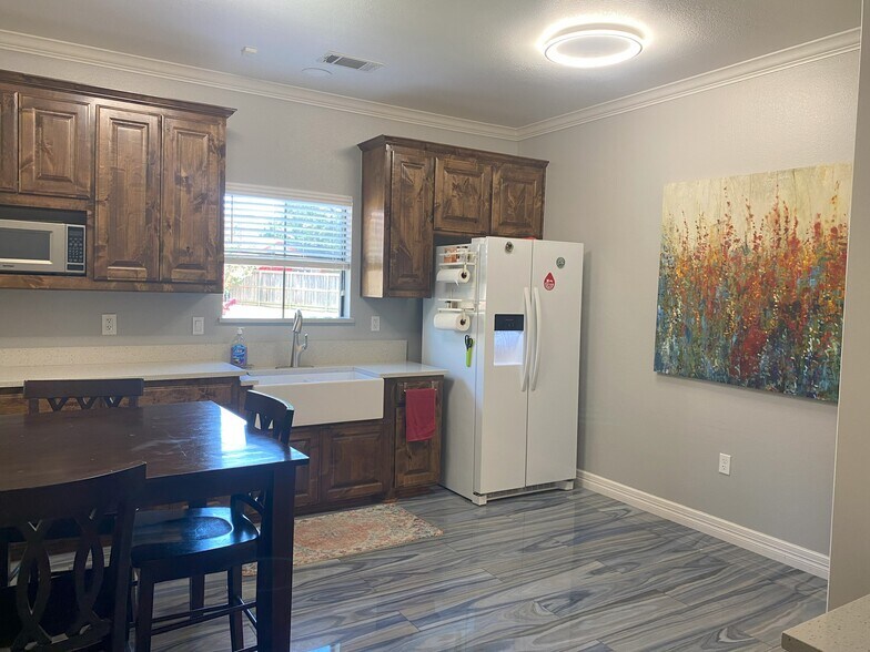 More Photos Of 1105 Cheek Sparger Rd, Colleyville Office For Sale