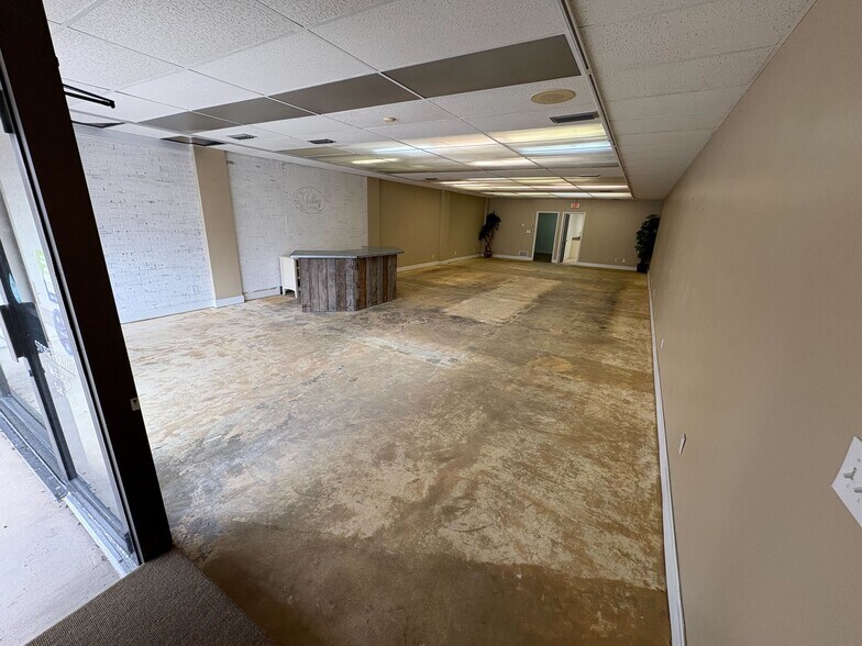 More Photos Of 417 Canal St, New Smyrna Beach Storefront Retail Office For Sale