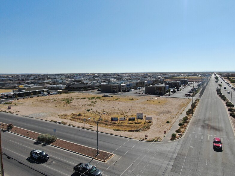 More Photos Of 2720 John Hayes St, El Paso General Retail For Lease