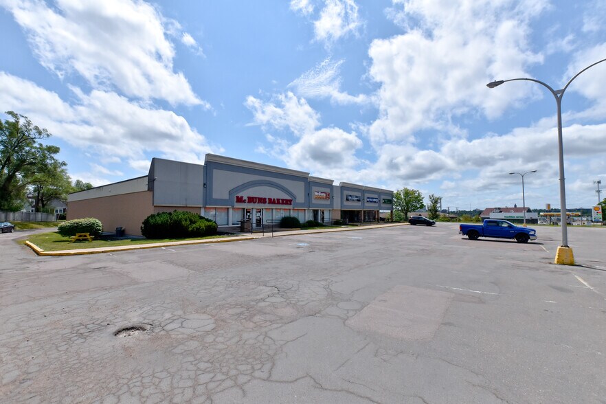 More Photos Of 120 Shediac Rd, Moncton General Retail For Sale
