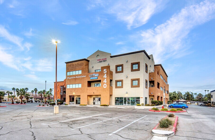 More Photos Of 5440 W Sahara Ave, Las Vegas Medical For Lease