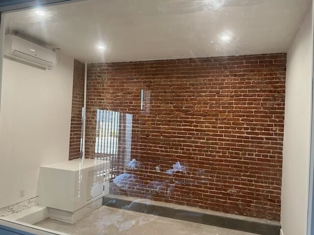 More Photos Of 738 E 61st St, Los Angeles Warehouse For Lease